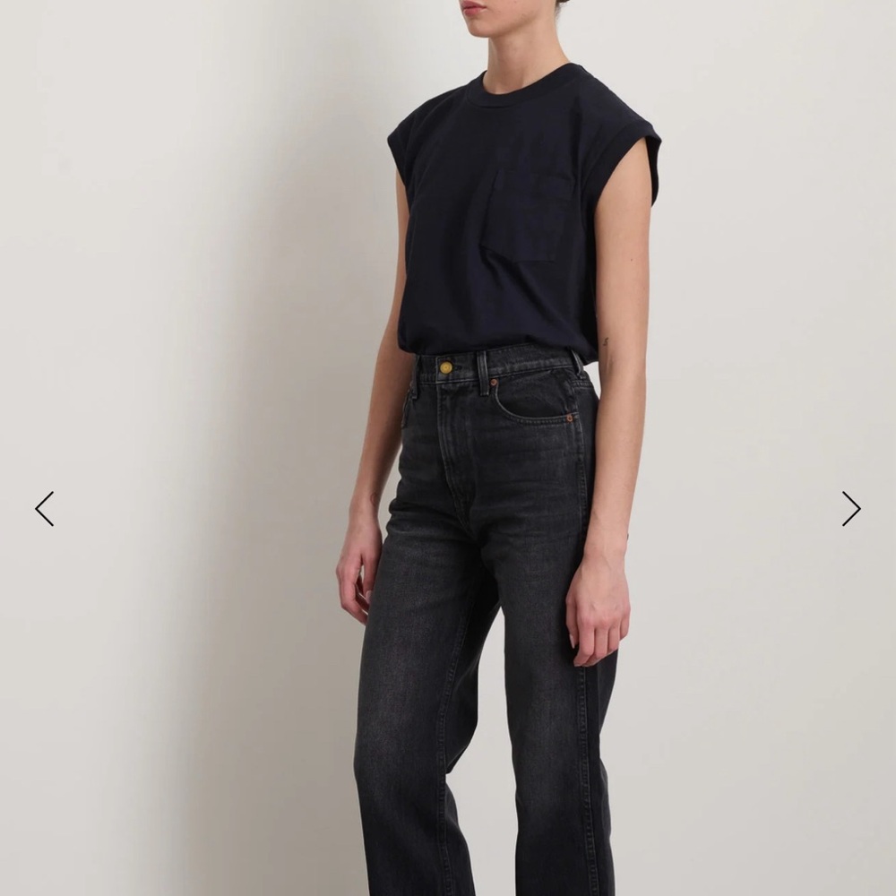 B sides pocket tank